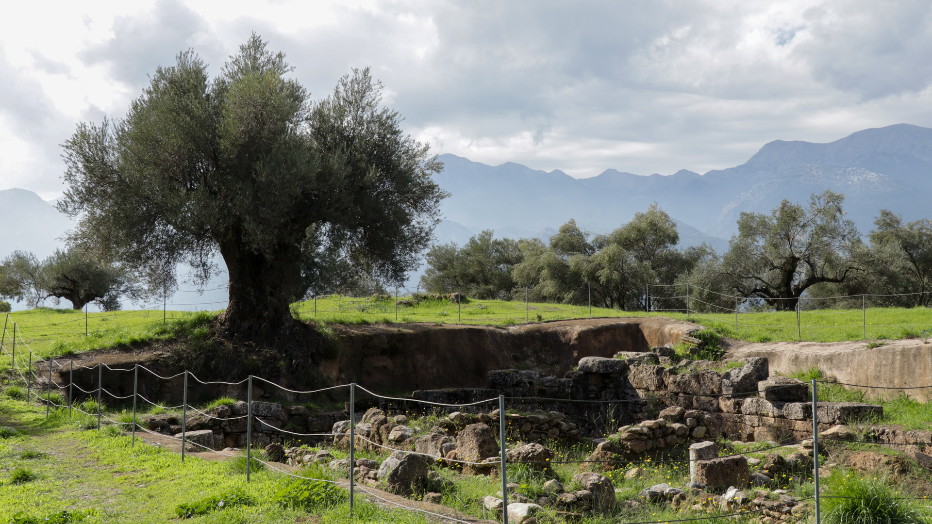 Greece by Pablo de Mello