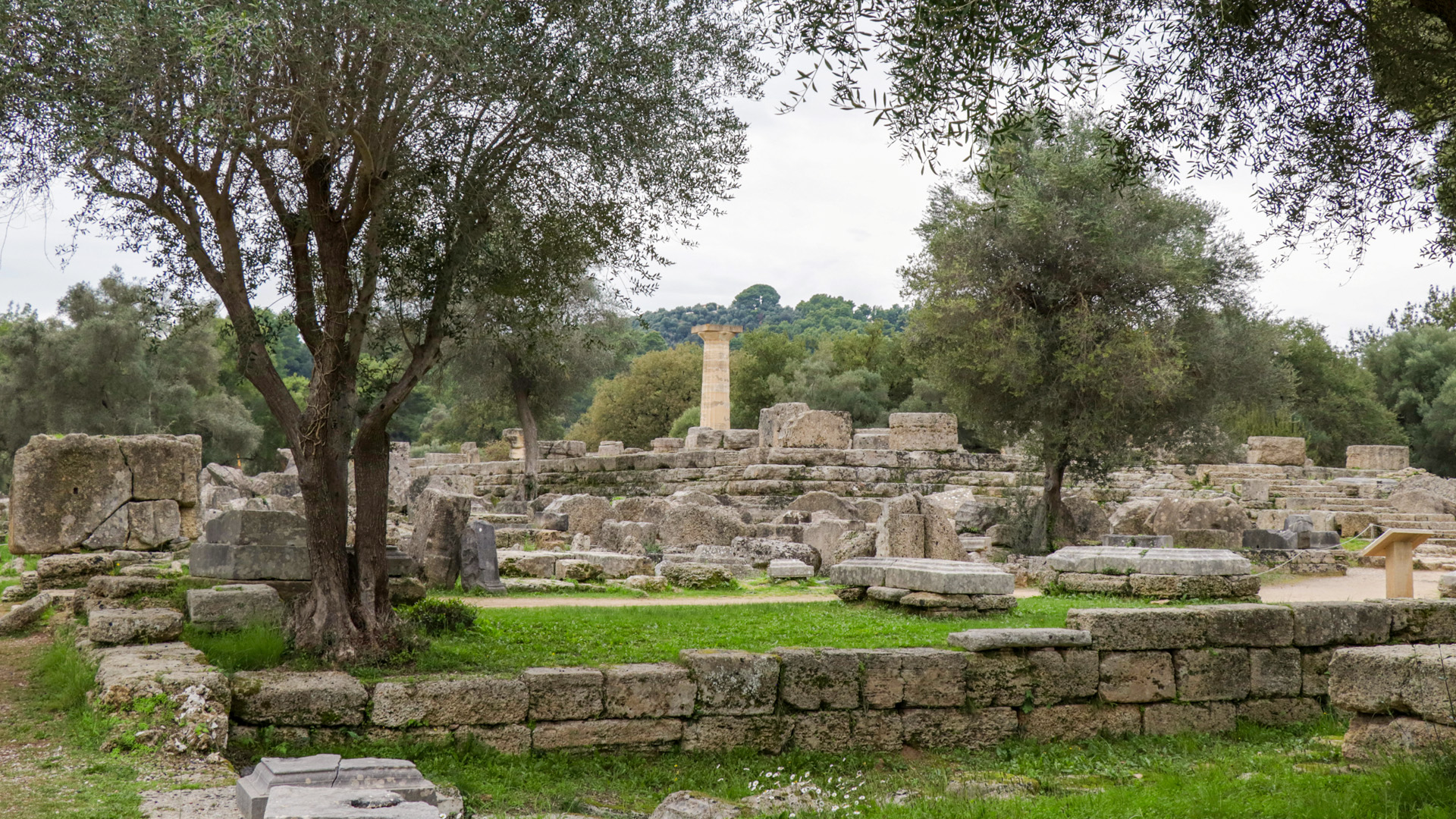 Greece by Pablo de Mello
