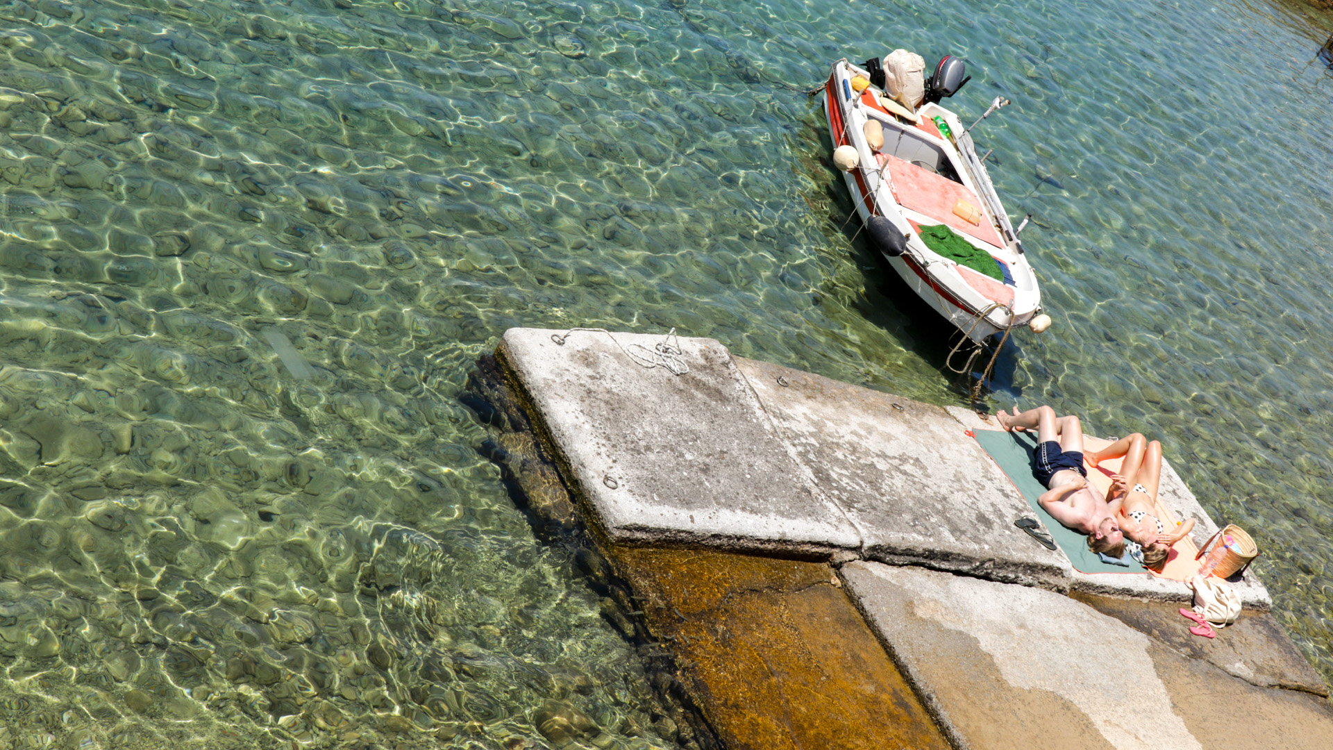 Milos photography by Pablo de Mello