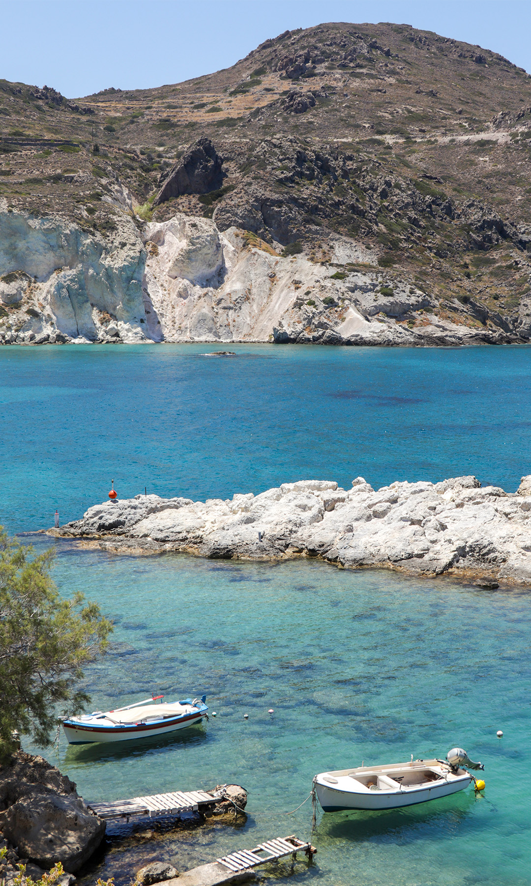 Milos photography by Pablo de Mello