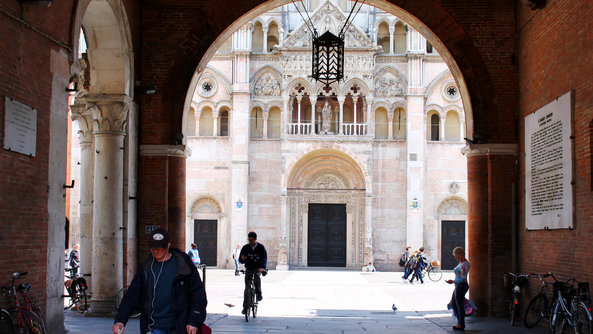 Arch