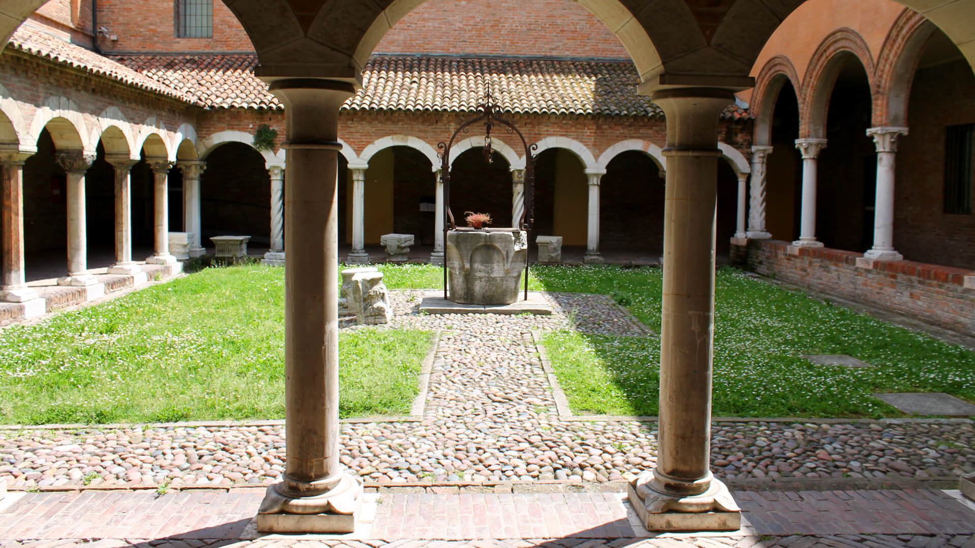 Arch