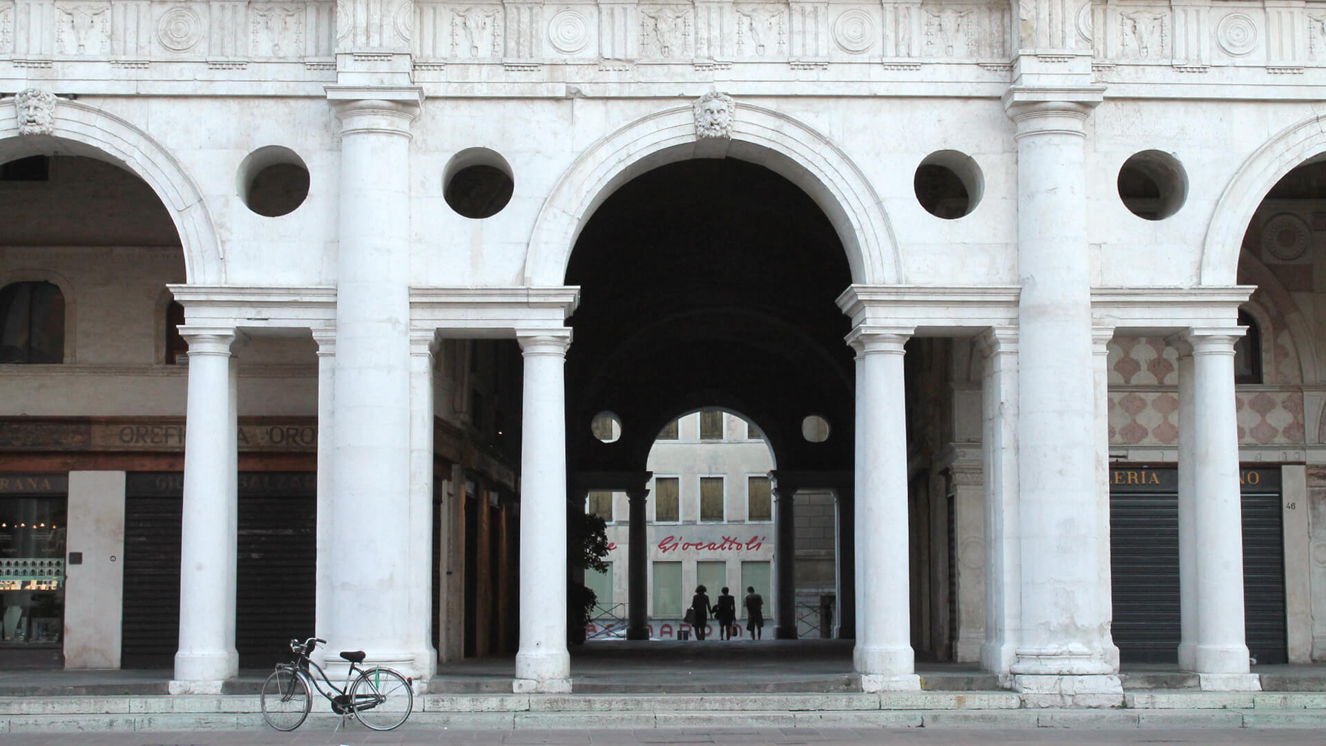 Arch